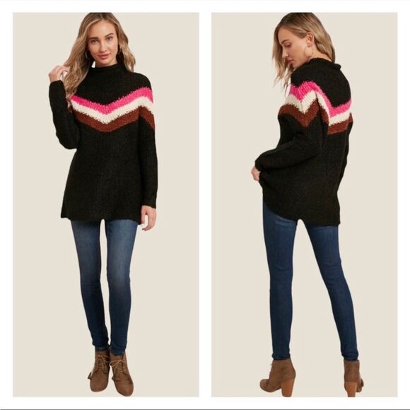 NWT The Bluivy Color Block Chevron Mock Neck Pullover Size M/L - Picture 1 of 14